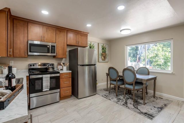2273 Beckham Way, Hayward, CA 94541