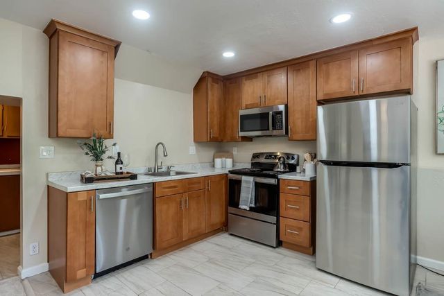2273 Beckham Way, Hayward, CA 94541