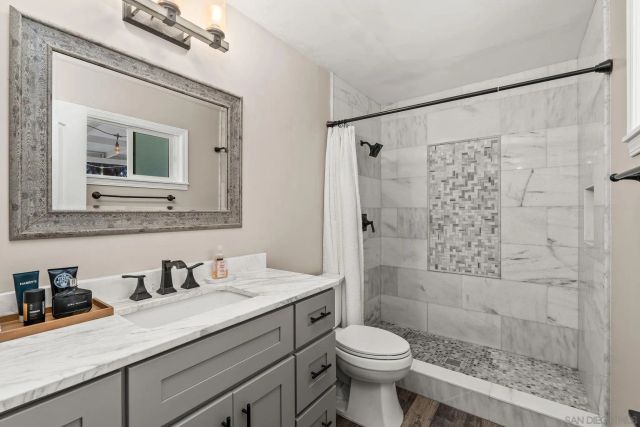 8347 Carlton Oaks Dr., Santee, CA 92071