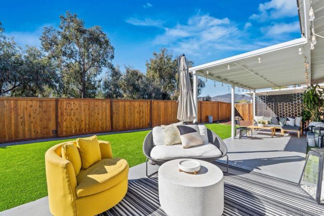 8347 Carlton Oaks Dr., Santee, CA 92071