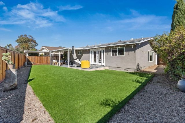 8347 Carlton Oaks Dr., Santee, CA 92071