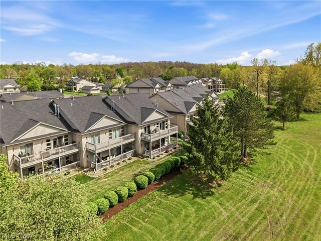 506 Milton Commons Boulevard, Lake Milton, OH 44429
