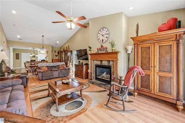 506 Milton Commons Boulevard, Lake Milton, OH 44429