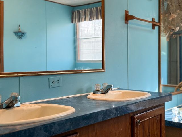 127 KAOLIN SPRING LN, Greenville, VA 24440