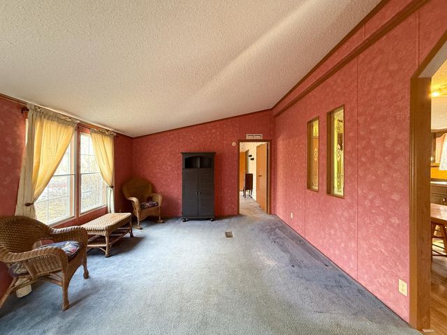 127 KAOLIN SPRING LN, Greenville, VA 24440