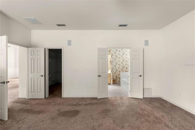 385 W BARCLAY Court, Beverly Hills, FL 34465