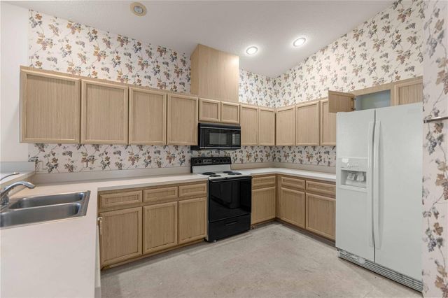 385 W BARCLAY Court, Beverly Hills, FL 34465