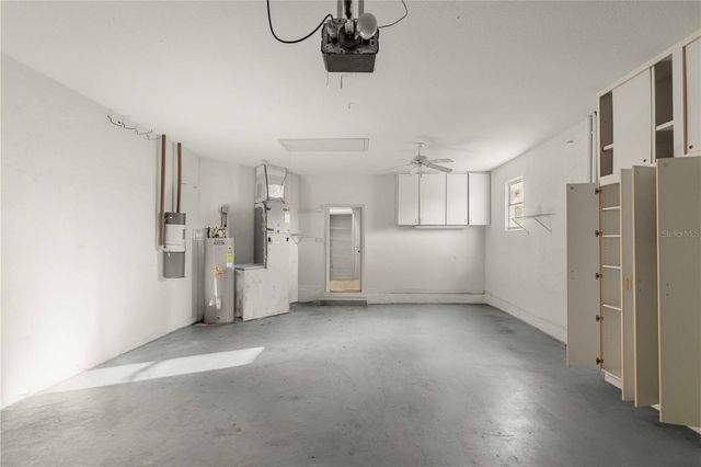 385 W BARCLAY Court, Beverly Hills, FL 34465