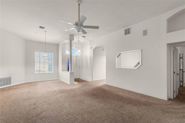 385 W BARCLAY Court, Beverly Hills, FL 34465