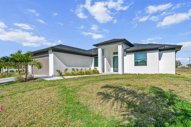 317 NE 15th Terrace, Cape Coral, FL 33909