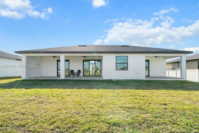 317 NE 15th Terrace, Cape Coral, FL 33909