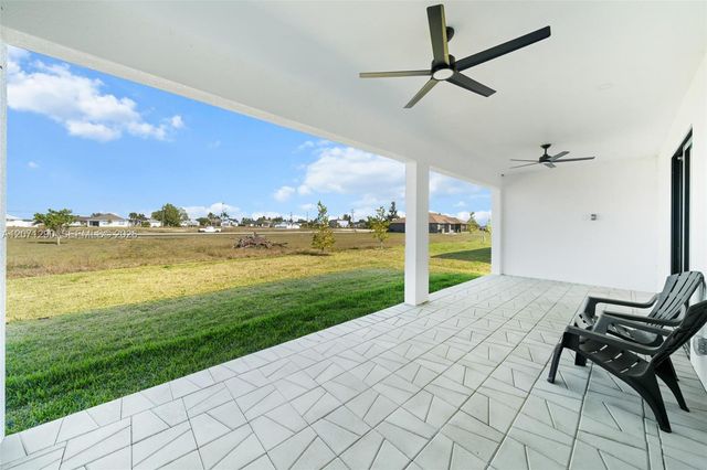 317 NE 15th Terrace, Cape Coral, FL 33909