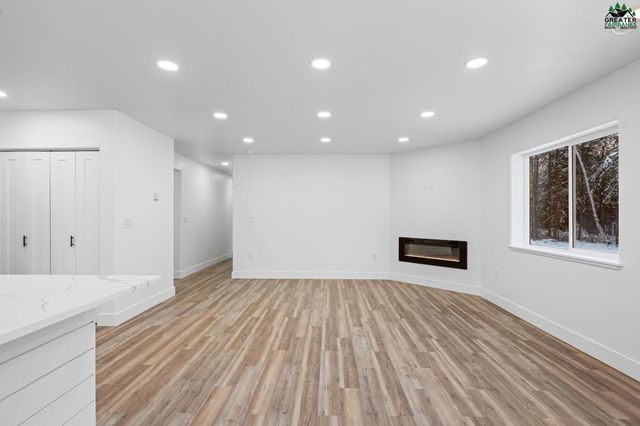 1511 SECLUDED DRIVE, North Pole, AK 99705