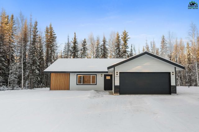 1511 SECLUDED DRIVE, North Pole, AK 99705