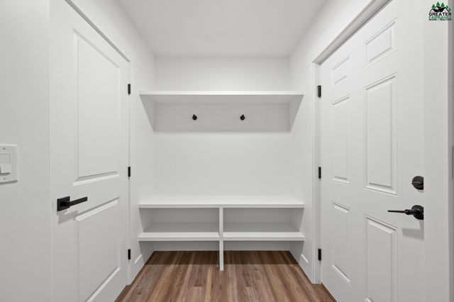 1511 SECLUDED DRIVE, North Pole, AK 99705