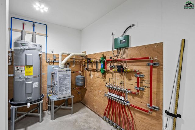 1511 SECLUDED DRIVE, North Pole, AK 99705