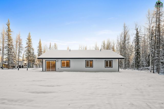 1511 SECLUDED DRIVE, North Pole, AK 99705