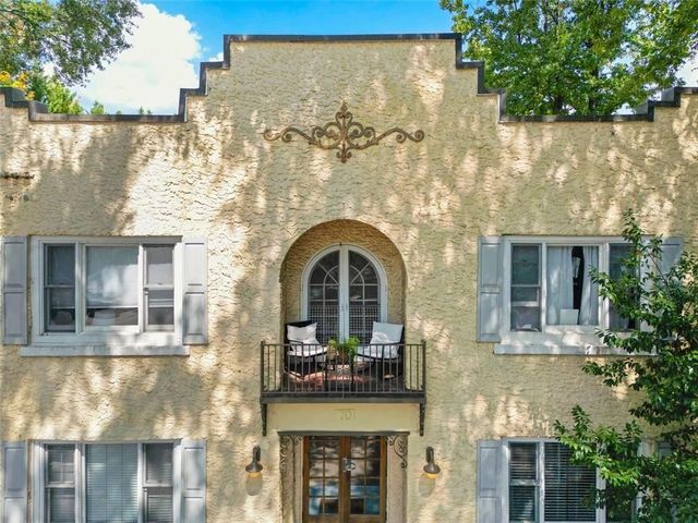 70 Sheridan Drive NE 12, Atlanta, GA 30305