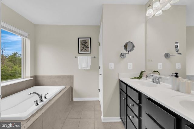 25284 ARROWROOT TER, Chantilly, VA 20152