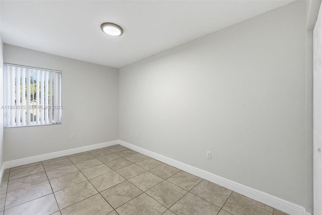 1977 NW 5th Pl 408, Miami, FL 33136