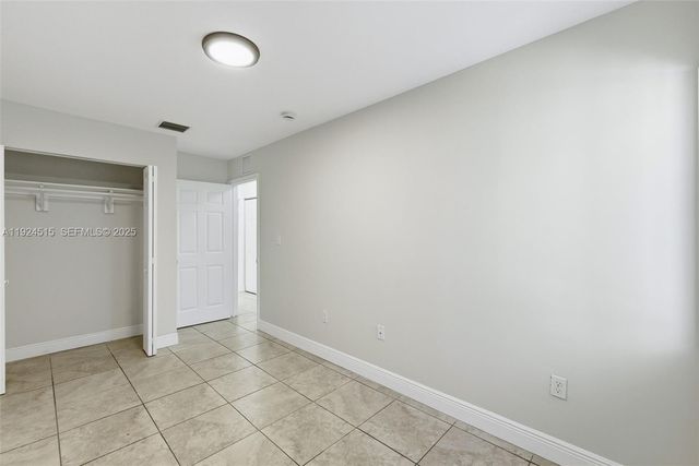 1977 NW 5th Pl 408, Miami, FL 33136