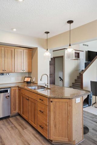 18224 23rd Avenue N, Plymouth, MN 55447