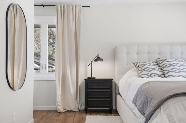 18224 23rd Avenue N, Plymouth, MN 55447