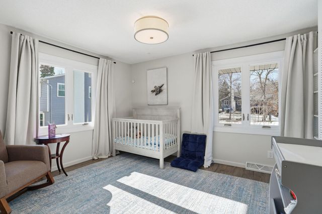 18224 23rd Avenue N, Plymouth, MN 55447