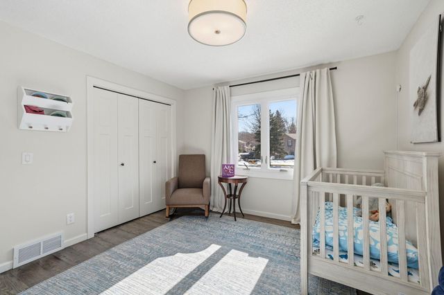 18224 23rd Avenue N, Plymouth, MN 55447