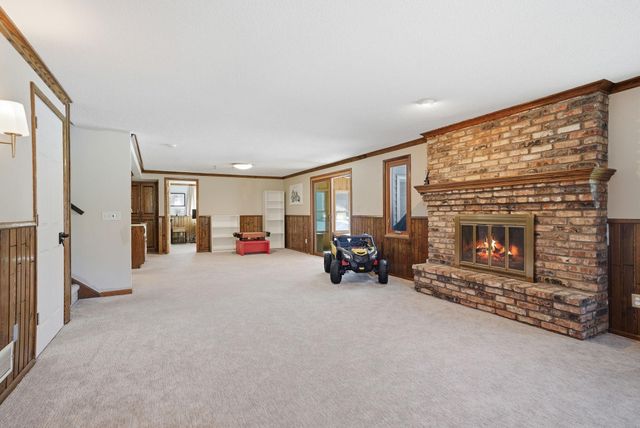 18224 23rd Avenue N, Plymouth, MN 55447