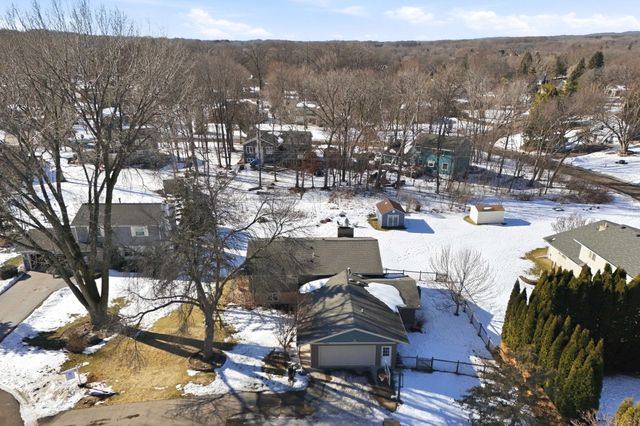 18224 23rd Avenue N, Plymouth, MN 55447