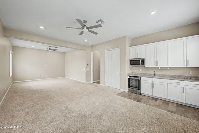 6618 W MADRE DEL ORO Drive, Phoenix, AZ 85083