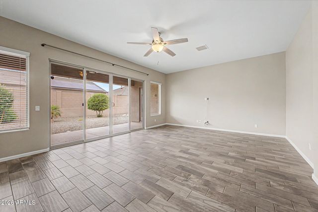 6618 W MADRE DEL ORO Drive, Phoenix, AZ 85083