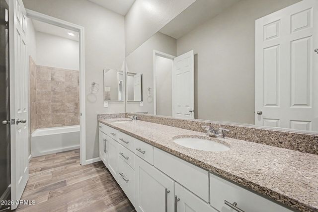 6618 W MADRE DEL ORO Drive, Phoenix, AZ 85083