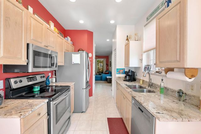 1950 Ne 7th St 105, Deerfield Beach, FL 33441