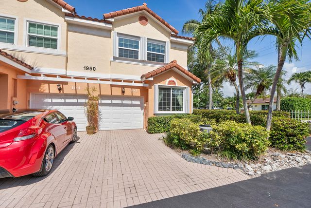 1950 Ne 7th St 105, Deerfield Beach, FL 33441