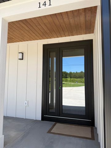 141 Babb Rd, Campobello, SC 29322