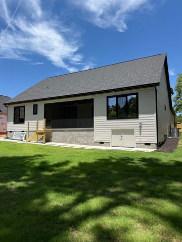 141 Babb Rd, Campobello, SC 29322