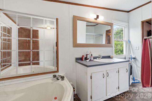 131 Vinewood Circle, Asheville, NC 28806