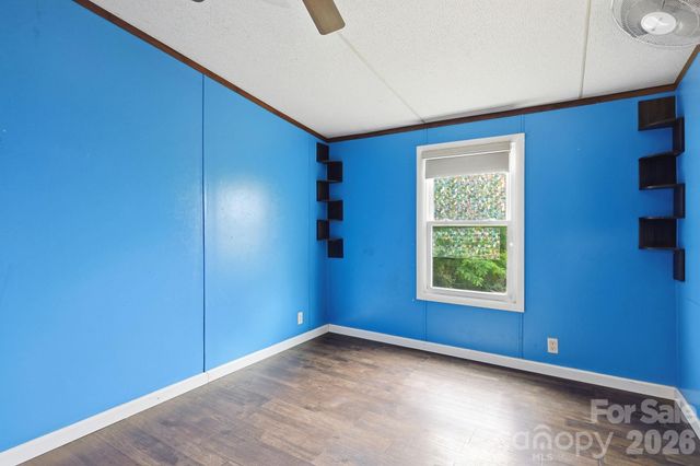131 Vinewood Circle, Asheville, NC 28806