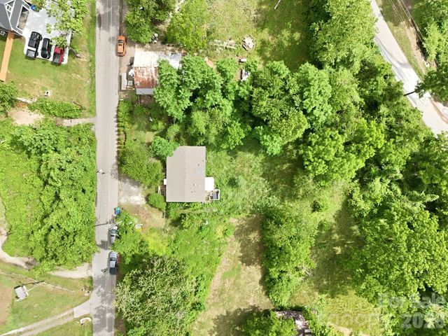 131 Vinewood Circle, Asheville, NC 28806