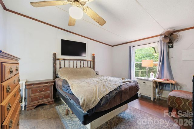 131 Vinewood Circle, Asheville, NC 28806