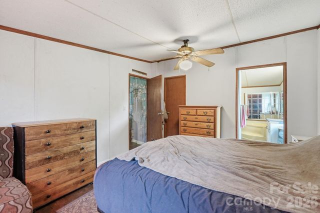 131 Vinewood Circle, Asheville, NC 28806
