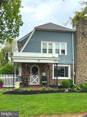 651 CROYDEN RD, Cheltenham, PA 19012