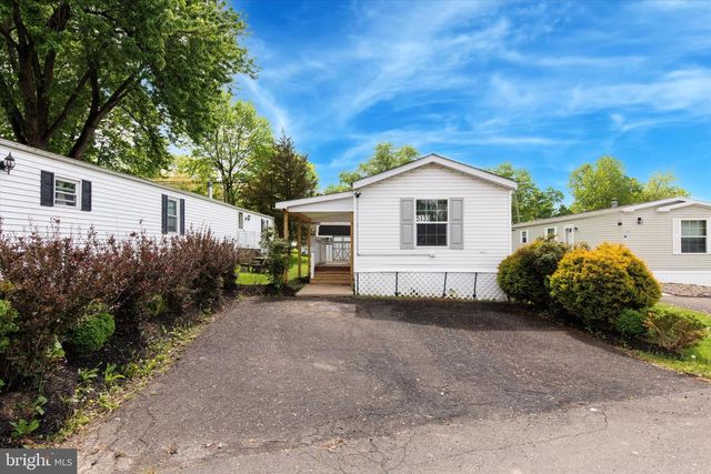 5133 ROSEBERRY DR, Doylestown, PA 18902