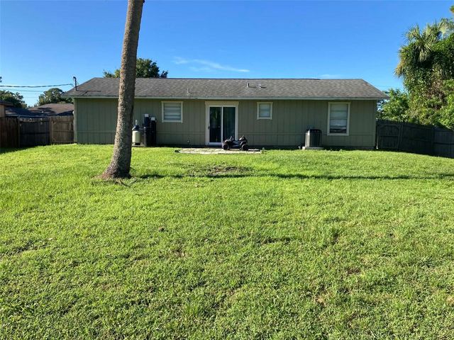 1135 SIBONEY STREET NW, Palm Bay, FL 32907