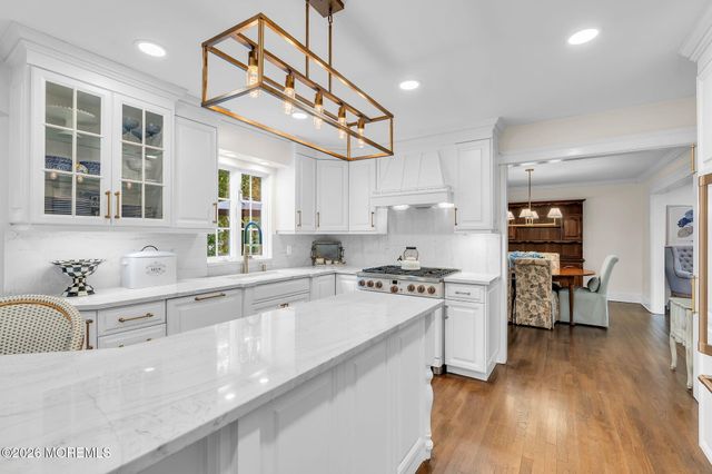 20 Mahoras Drive, Ocean Twp, NJ 07712