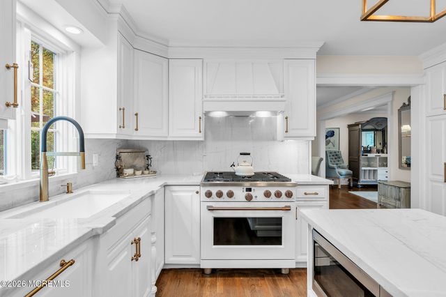 20 Mahoras Drive, Ocean Twp, NJ 07712