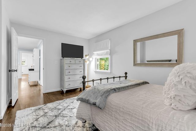 20 Mahoras Drive, Ocean Twp, NJ 07712