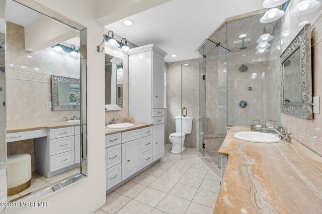 20 Mahoras Drive, Ocean Twp, NJ 07712